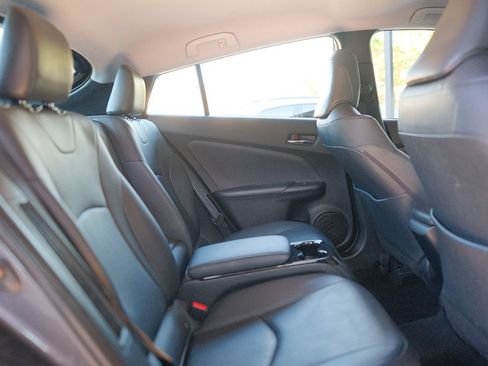 Used 2017 Toyota Prius Prime Premium FWD image 27