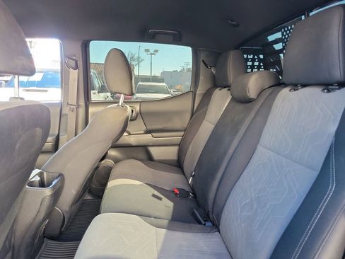 Used 2023 Toyota Tacoma TRD Off-Road image 11