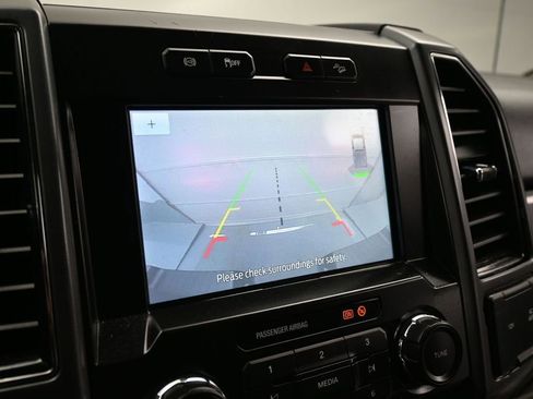 Used 2021 Ford F250 XLT w/ XLT Value Package AWD/4WD image 13