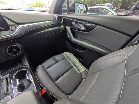 Certified 2024 Chevrolet Blazer Premier FWD image 17