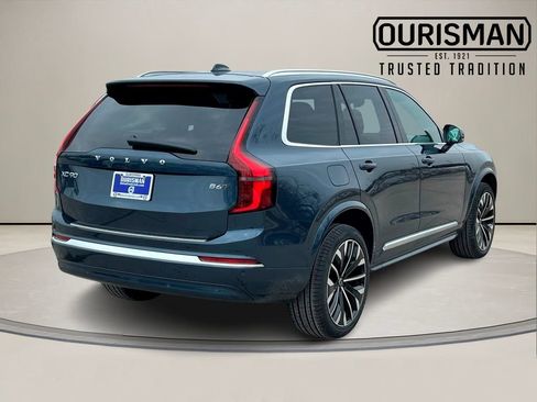 New 2026 Volvo XC90 B6 Plus w/ Protection Package Premier image 3