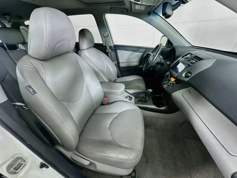 Used 2010 Toyota RAV4 Limited AWD/4WD image 30