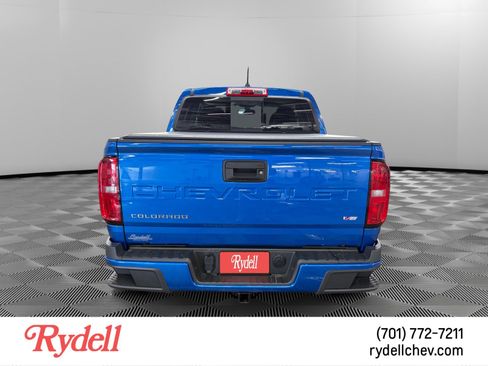 Used 2022 Chevrolet Colorado LT w/ LT Convenience Package AWD/4WD image 4
