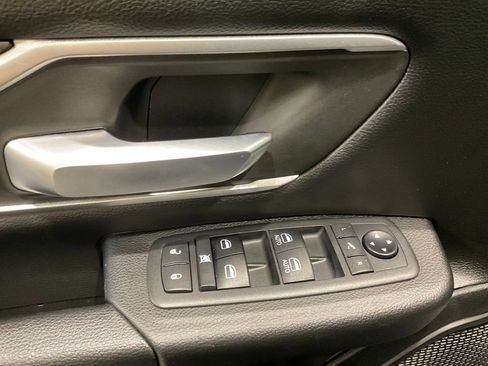 Used 2021 RAM 1500 Big Horn AWD/4WD image 7