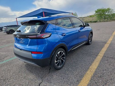 Used 2023 Chevrolet Bolt EUV Premier w/ Sun & Sound Package FWD image 2