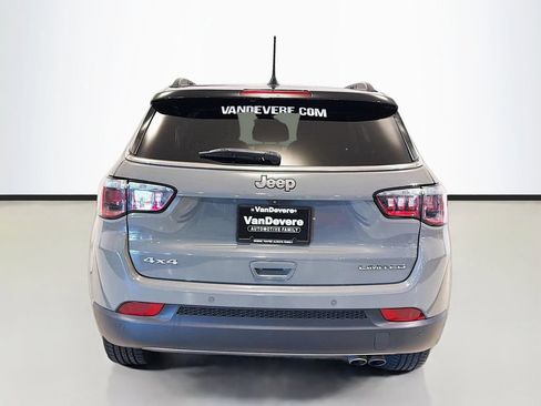 Used 2022 Jeep Compass Limited AWD/4WD image 6