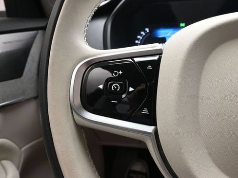 Used 2024 Volvo XC90 B6 Plus w/ Protection Package Premier AWD/4WD image 25