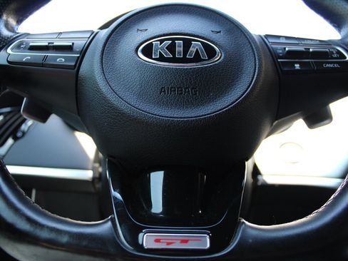 Used 2018 Kia Stinger GT2 AWD/4WD image 37