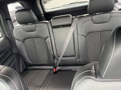 New 2025 Jeep Grand Cherokee Altitude w/ Trailer Tow Package image 16