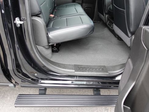 Used 2023 Chevrolet Silverado 1500 Custom image 28