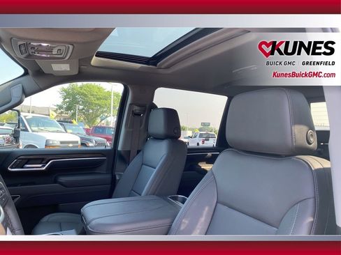 New 2025 GMC Sierra 3500 SLT w/ SLT Premium Package image 23