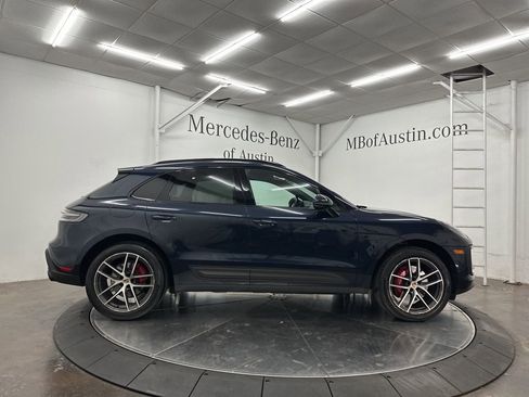 Used 2022 Porsche Macan S AWD/4WD image 8