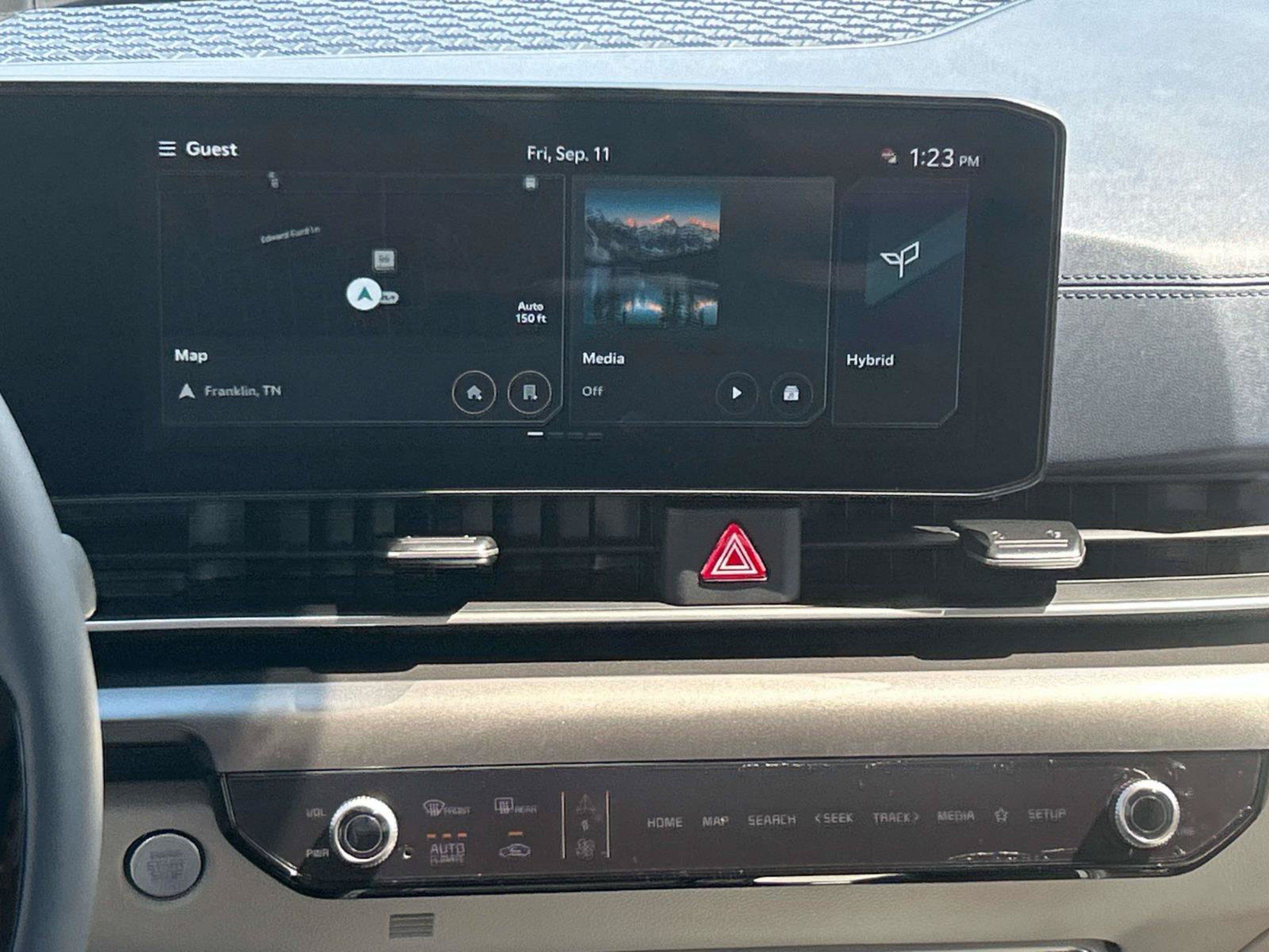 New 2027 Kia Carnival SX FWD image 13