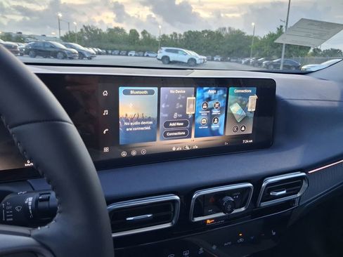 New 2026 Nissan Sentra SL w/ Floor Mat Package FWD image 9