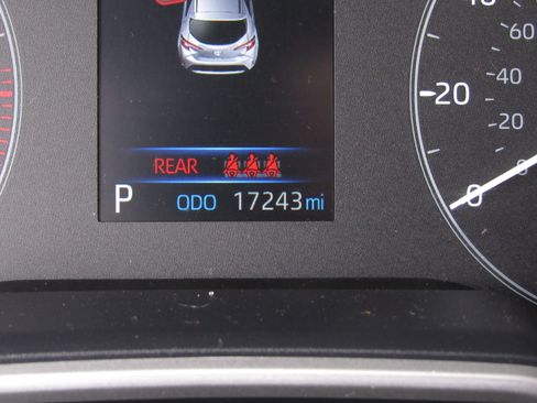 Used 2025 Toyota Corolla SE w/ SE Package image 25