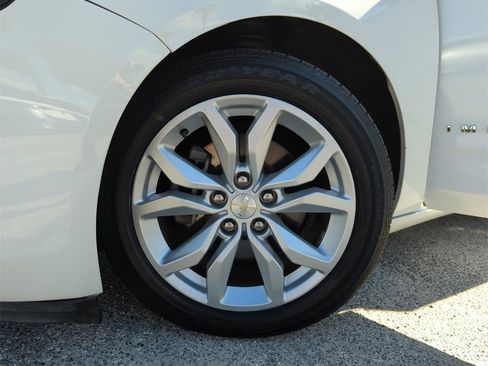 Used 2019 Chevrolet Impala LT image 46