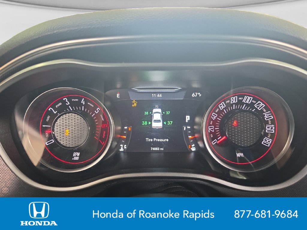 Used 2018 Dodge Challenger R/T Scat Pack w/ Dynamics Package RWD image 31