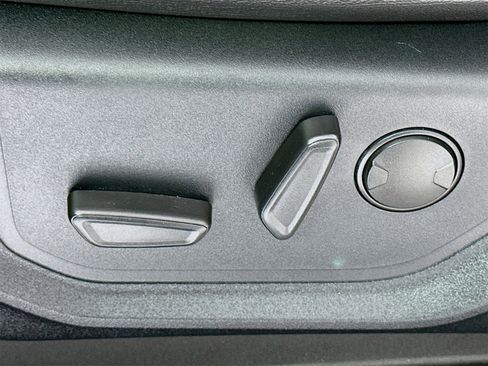 Used 2019 Ford F150 XLT w/ Equipment Group 302A Luxury image 21