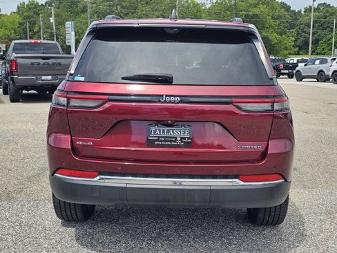 Used 2023 Jeep Grand Cherokee Limited w/ Luxury Tech Group II AWD/4WD image 11