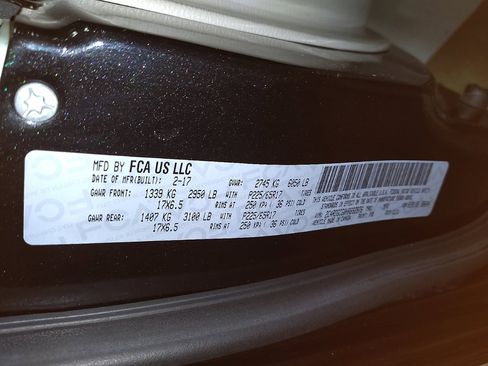 Used 2017 Dodge Grand Caravan SXT w/ Driver Convenience Group FWD image 33
