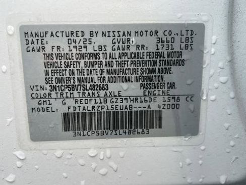 Certified 2025 Nissan Kicks Play S image 30