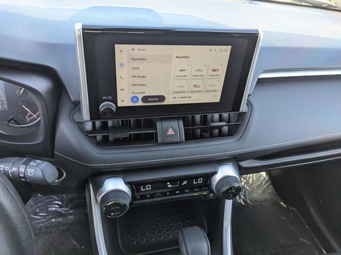 Used 2025 Toyota RAV4 XLE image 15