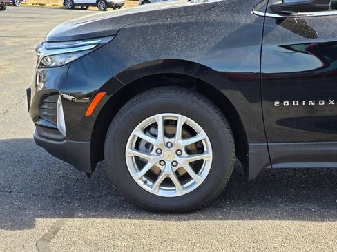 Used 2023 Chevrolet Equinox LT image 16