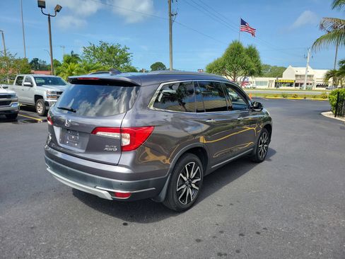 Used 2019 Honda Pilot Elite image 6