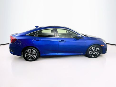 Used 2018 Honda Civic EX-T image 10