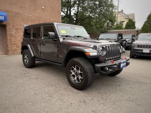 Used 2020 Jeep Wrangler Unlimited Rubicon AWD/4WD image 3