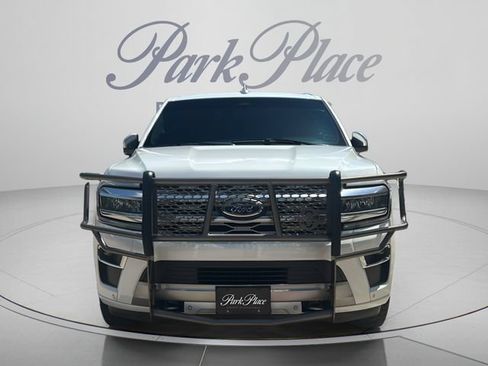 Used 2022 Ford Expedition Max Platinum AWD/4WD image 8