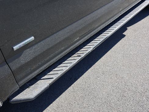 Used 2016 Ford F150 Lariat image 9