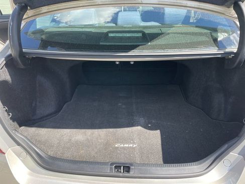 Used 2015 Toyota Camry LE FWD image 23