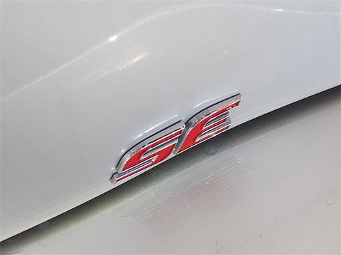 Used 2024 Toyota Corolla SE FWD image 10