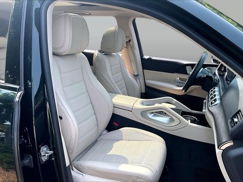 Used 2020 Mercedes-Benz GLE 350 4MATIC image 9