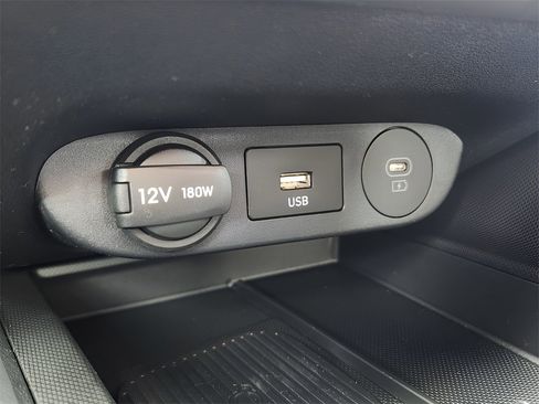 New 2026 Hyundai Kona SE image 43