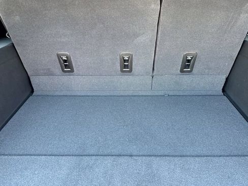 New 2026 GMC Yukon XL Elevation AWD/4WD image 18