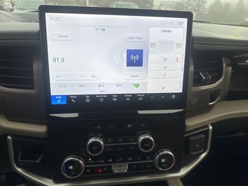 Used 2024 Ford Expedition Max Limited image 24