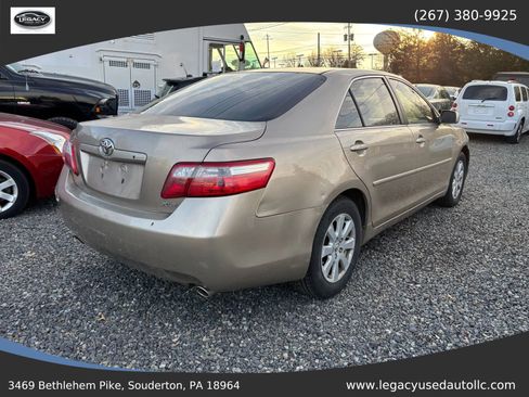 Used 2007 Toyota Camry XLE image 8