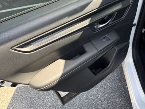 Used 2025 Honda CR-V EX image 13