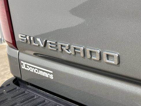 Used 2025 Chevrolet Silverado 2500 LT w/ Convenience Package AWD/4WD image 25