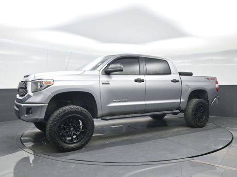 Used 2018 Toyota Tundra SR5 w/ TRD Off Road Package image 2