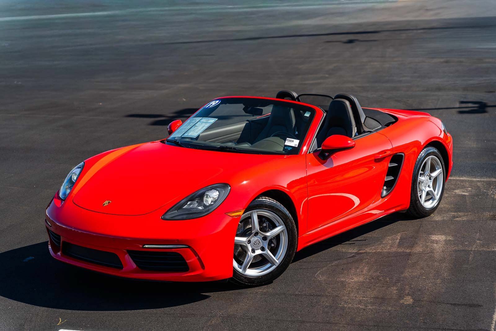 Used 2019 Porsche 718 Boxster RWD image 7