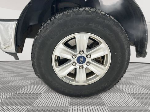 Used 2020 Ford F150 XLT image 28