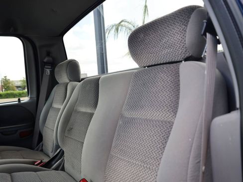 Used 2002 Ford F150 XLT RWD image 10