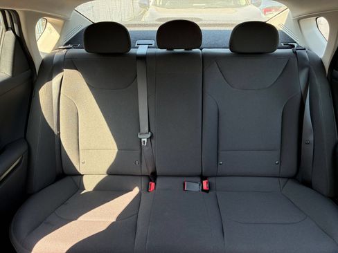 Used 2026 Kia K4 FWD image 36