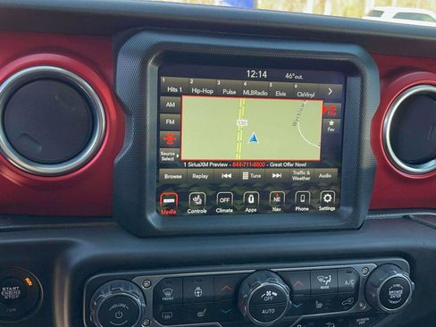 Used 2021 Jeep Wrangler Unlimited Rubicon AWD/4WD image 19