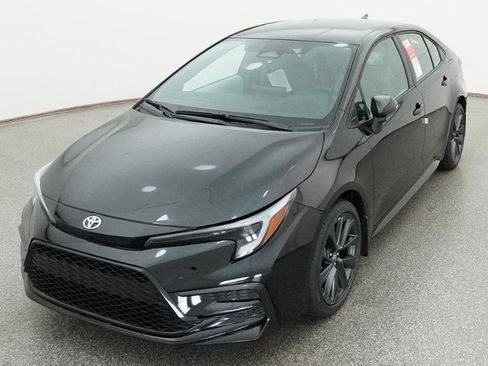 New 2026 Toyota Corolla SE FWD image 3