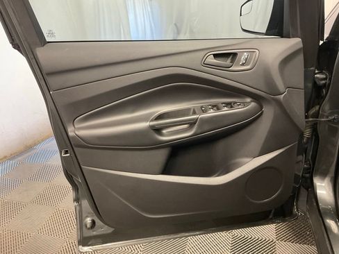 Used 2016 Ford Escape S FWD image 15