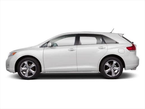 Used 2010 Toyota Venza AWD image 4